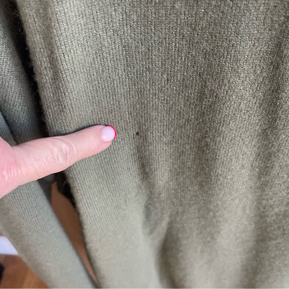 Cashmere Sweater XL Lord and Taylor Sage Green Two Ply Cashmere Turtleneck - Picture 8 of 9
